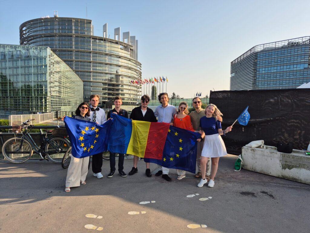 Tineri într-un proiect ONIX Europe